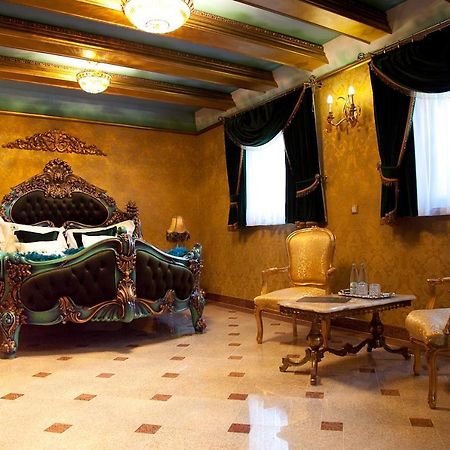 Zamek Pod Brzozami, Wynajem Pokoi Apartment กรินีซา ดรอยจ์ ภายนอก รูปภาพ